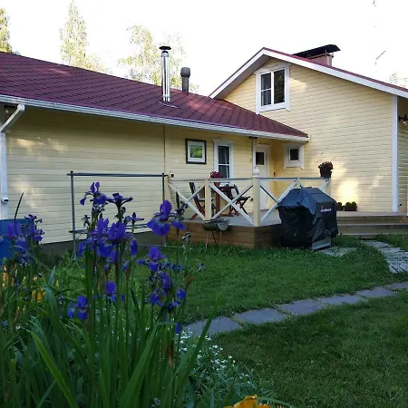 Karhu Talo Apartment *